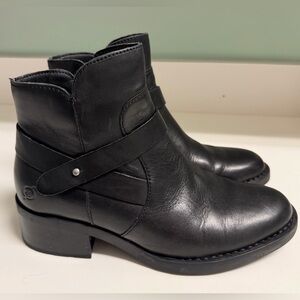 Born Tori Ankle Boot Black Women's, Sz 7M